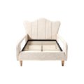 **Cama Estofada com Estrutura de Madeira e Design Moderno**